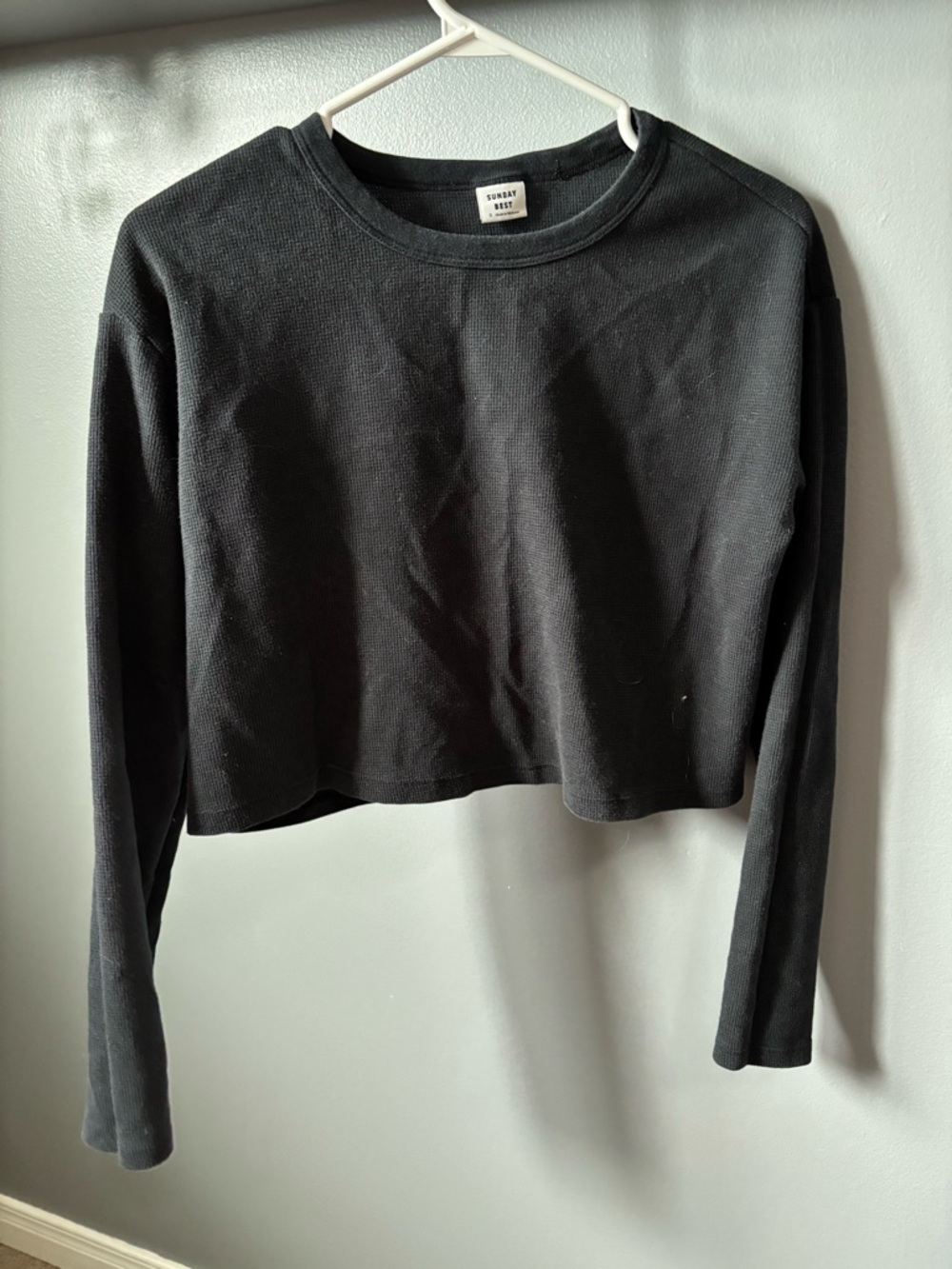 Aritzia Sunday Best Waffle-knit Black Cropped Long-Sleeve Top